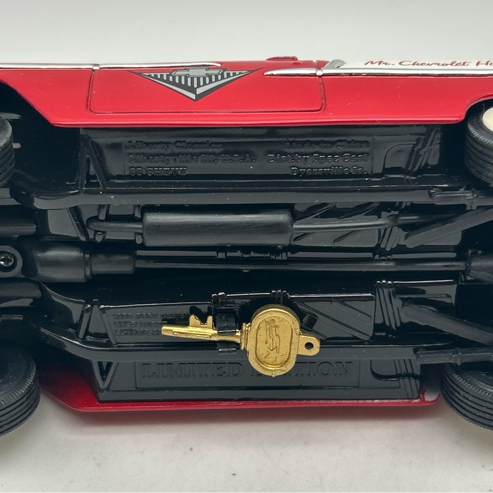 Vtg Liberty Classic 1955 Chevy Convertible Zora Arkus Duntov 1/25 Car Bank Red - Picture 12 of 16